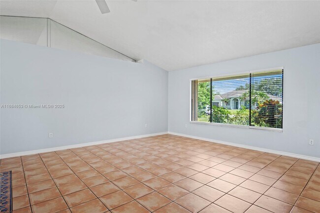 Building Photo - 515 SE Nome Dr