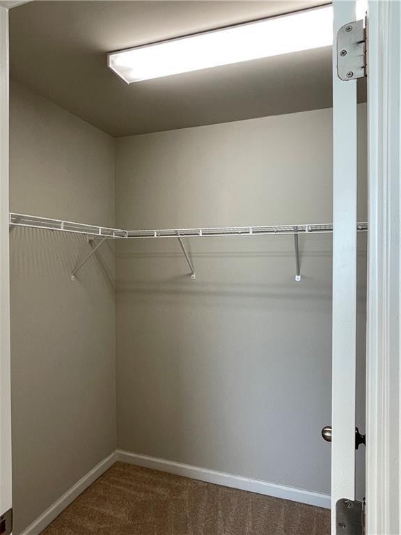 Building Photo - 581 Sunset Park Dr