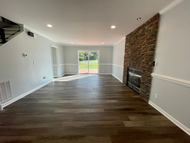 Building Photo - Gorgeous One of a Kind Home! - Available Now!