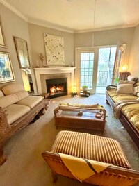 Building Photo - 300 Vista Lake Dr