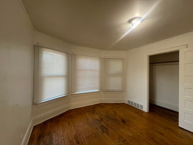 Building Photo - 1253 N 34th St
