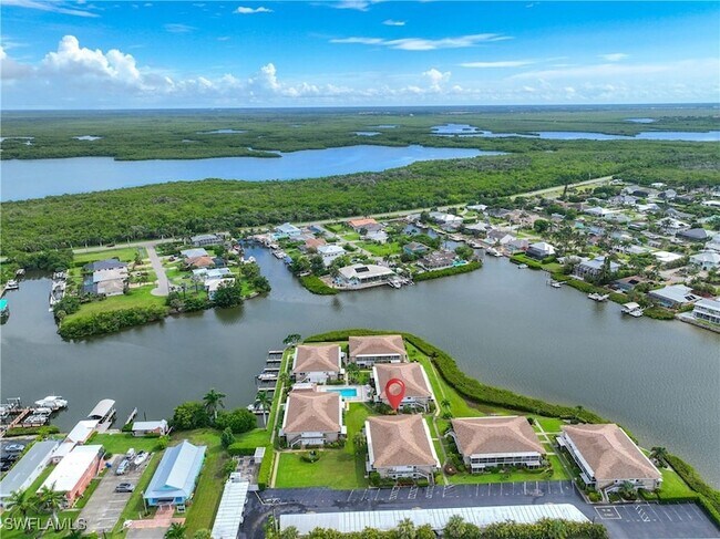 Building Photo - 330 Kon Tiki Dr