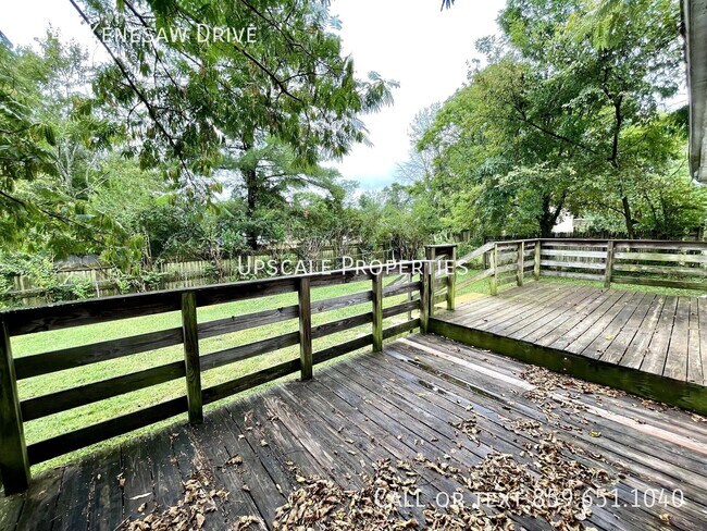 Building Photo - 3348 Kenesaw Dr