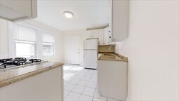 Building Photo - 12 Rockland St