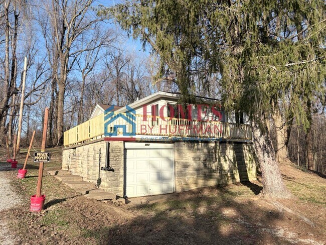 Building Photo - Westside! | Three Bedroom House | Deposit Special