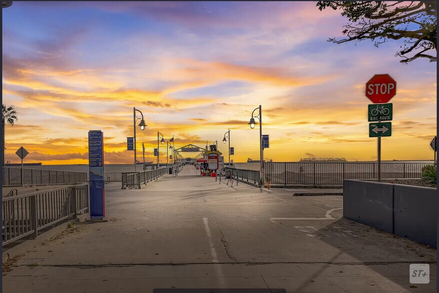 Building Photo - 3939 E Allin St