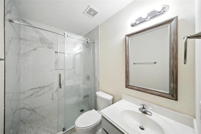Building Photo - 21338 Blissfield Ln