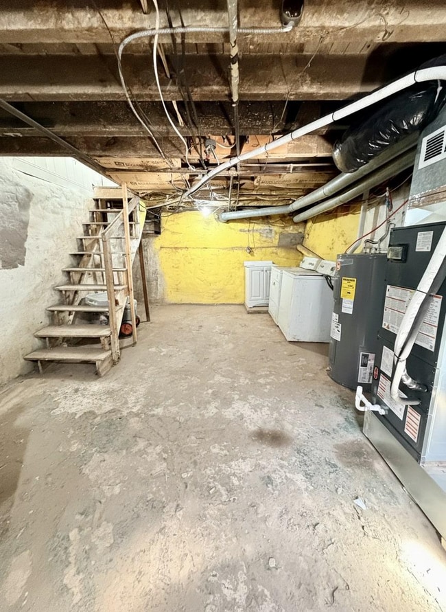 Building Photo - 3490 Weikel St