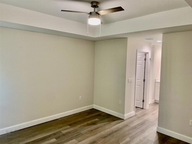 Building Photo - 6338 Lenape Ln
