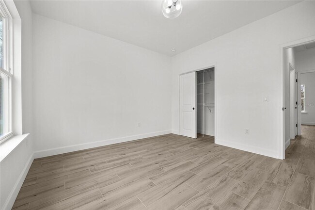 Building Photo - New Construction 3/2 in Bronson