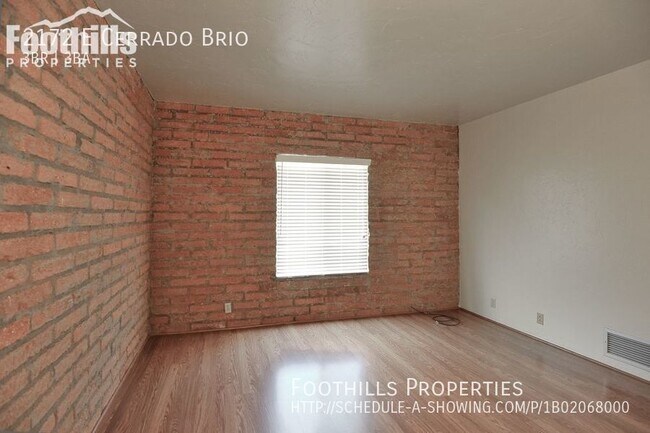 Building Photo - 2172 E Cerrado Brio