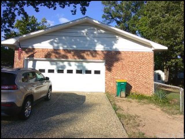 Building Photo - 5800 N Walnut Rd