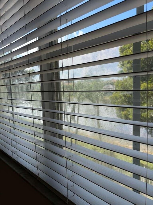 Building Photo - 8666 NW 114th Ave