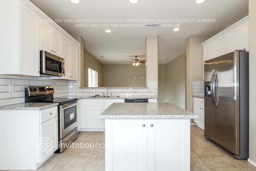 Building Photo - 16338 N 168th Dr