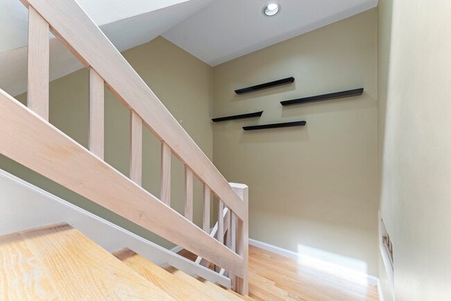 Building Photo - 22 Arrowhead Cir