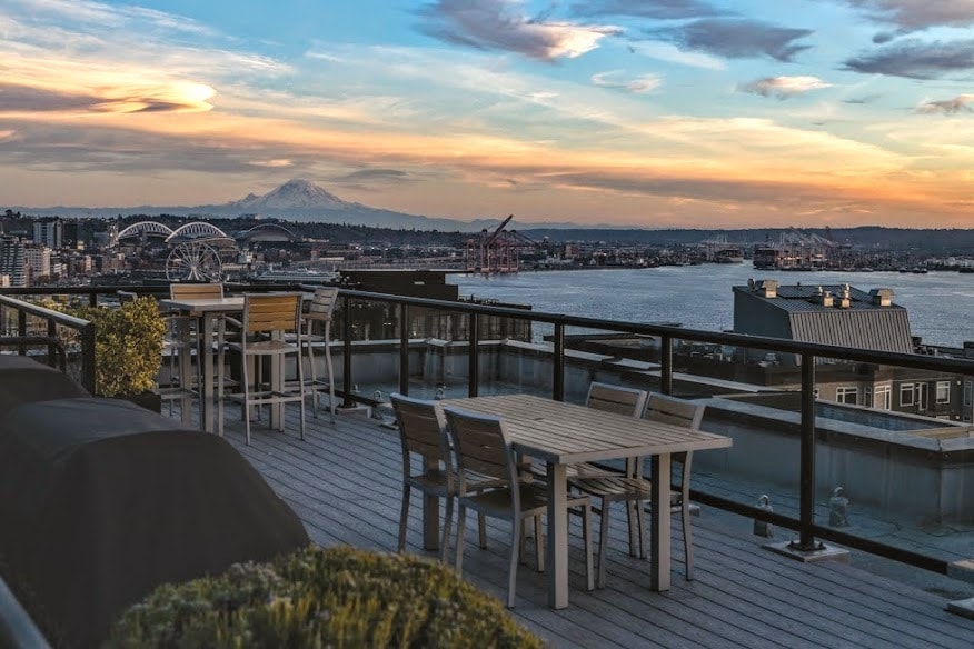 Mt Rainier, Port of Seattle, Elliott Bay - 2721 1st Ave