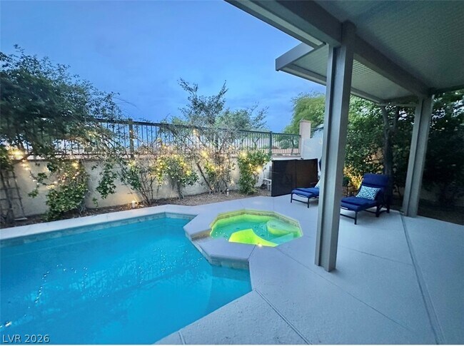 Building Photo - 10637 Turquoise Valley Dr