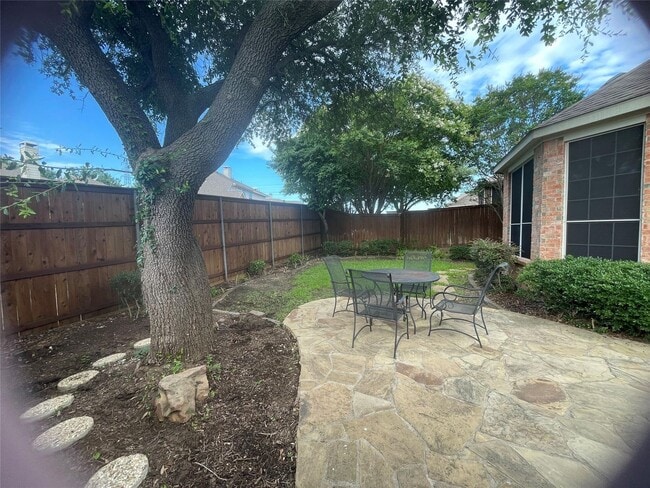 Building Photo - 9506 Windy Hollow Dr