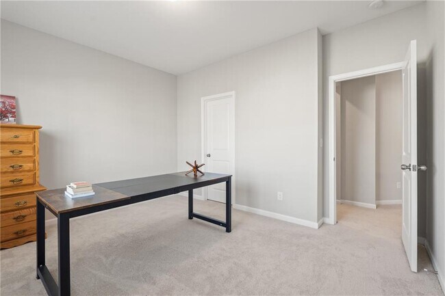 Building Photo - 4437 Waxwing St