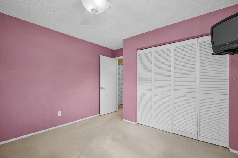 Building Photo - 2113 Malcolm Dr