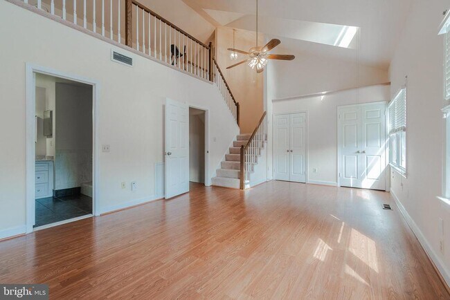Building Photo - 3548 S George Mason Dr