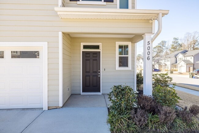 Building Photo - 5006 Anna Crk Wy