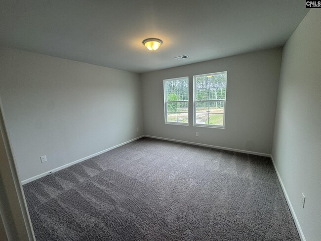 Building Photo - 2040 Armada Rd