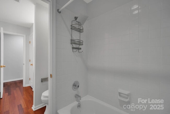 Building Photo - 3300 Selwyn Farms Ln