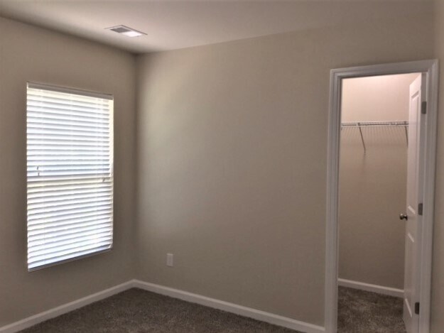 Building Photo - 5455 Kings River Dr