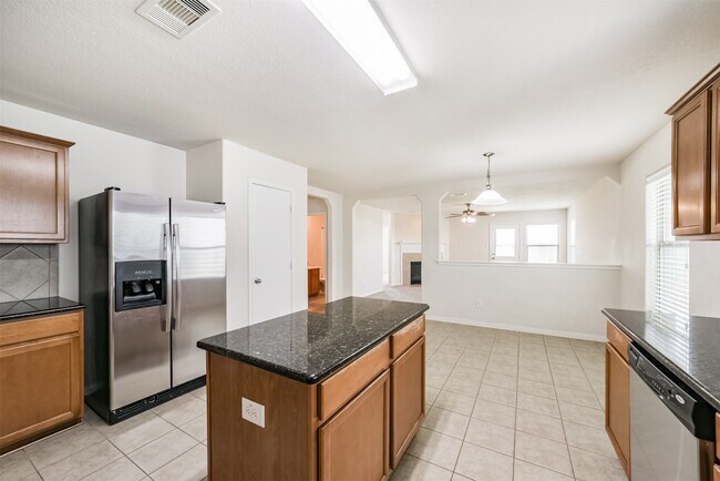 Building Photo - 21323 Slate Crossing Ln