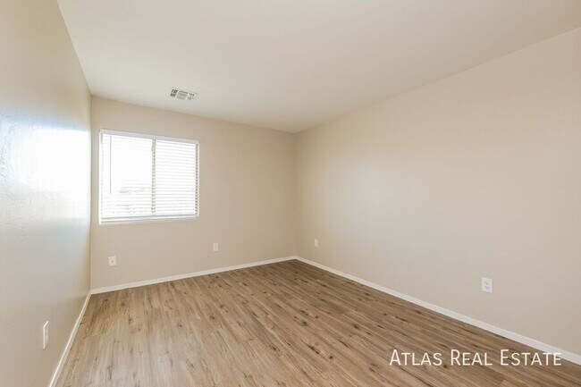 Building Photo - 5760 W Cortaro Crossing Dr