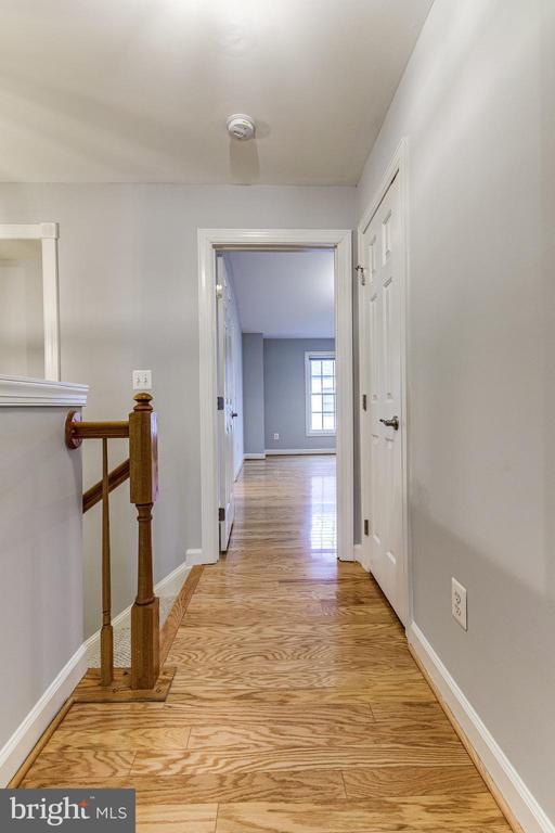 Building Photo - 953 Harrison Cir