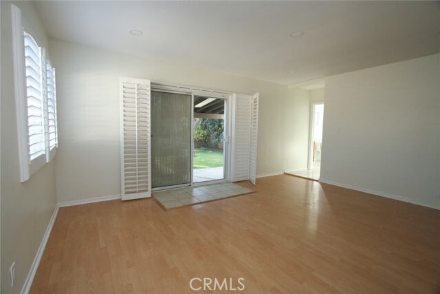Building Photo - 9968 Daines Dr