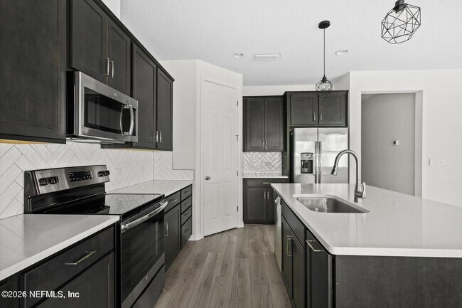 Building Photo - 3067 Alpin Dr
