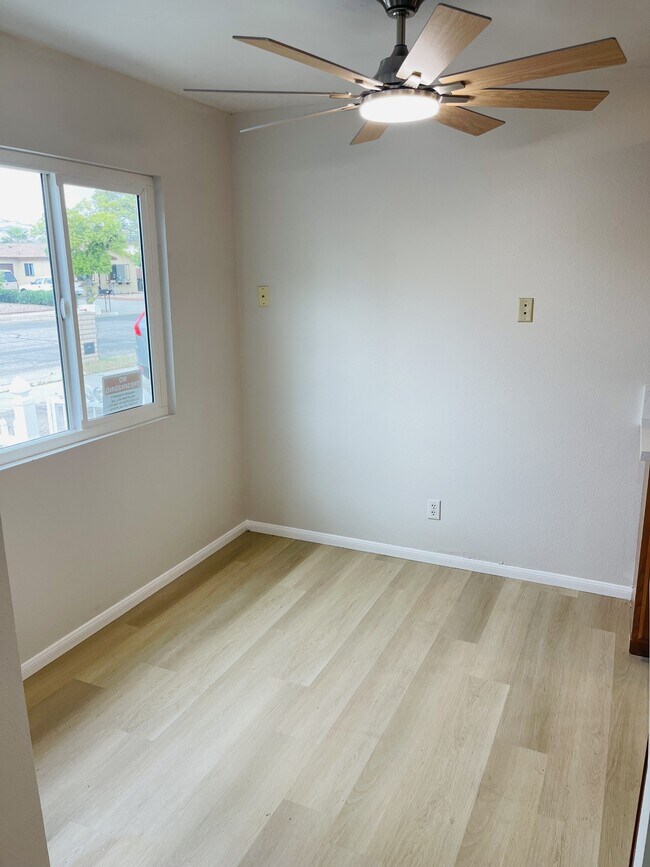 Building Photo - 1887 Cll Amargosa