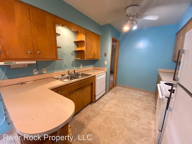 Building Photo - 2 br, 1 bath House - 1805 4th St S North Unit