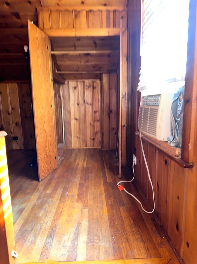 Building Photo - 20109 Stotter St