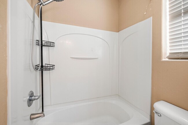 Building Photo - 18813 E Arrowhead Trail