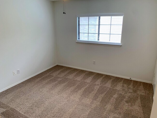 Building Photo - 2417 Riker Ridge Trail