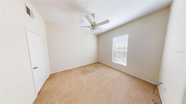 Building Photo - 235 Goldenrain Dr