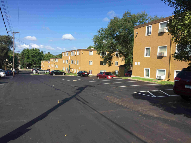 Building Photo - White Bear Apartments