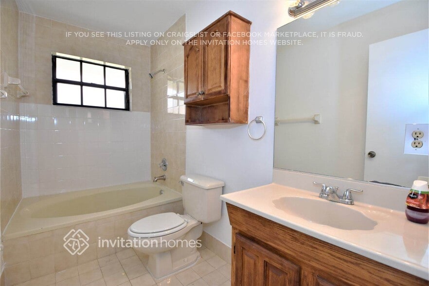 Building Photo - 11433 SW 74th Terrace
