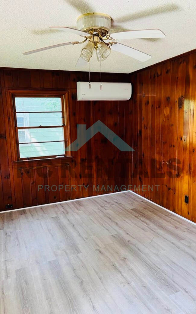 Building Photo - 2531 Pittsburg Ave NW
