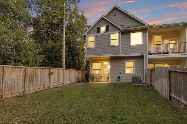 Building Photo - 579 Longleaf Pine Dr