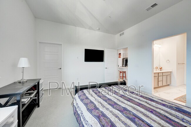 Building Photo - 9287 Twenty Mile Rd