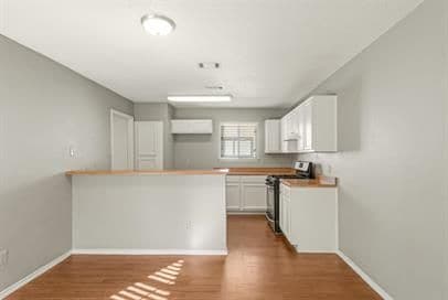 Building Photo - 8311 Treehouse Ln