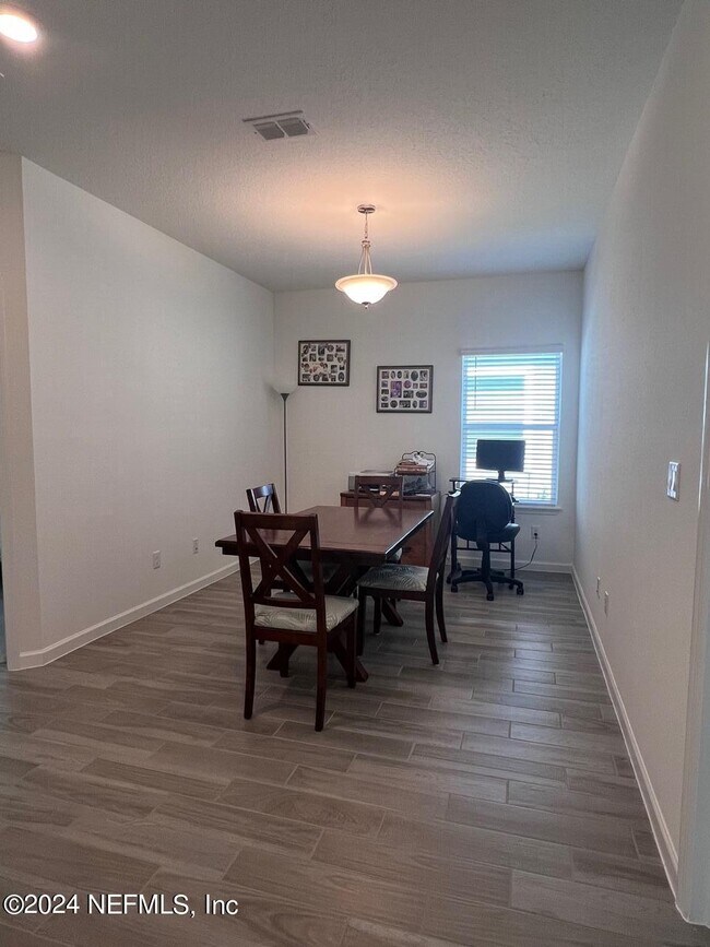 Building Photo - 1045 Brown Bear Run