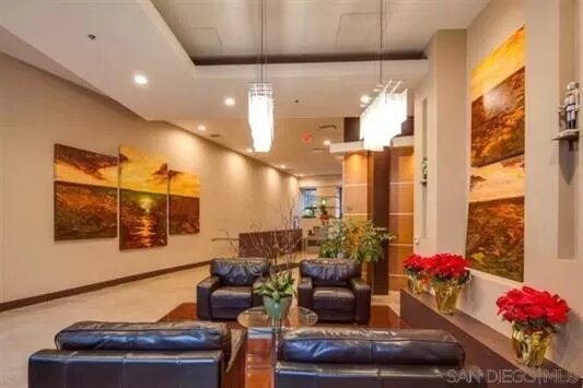 complex lobby - 530 K St