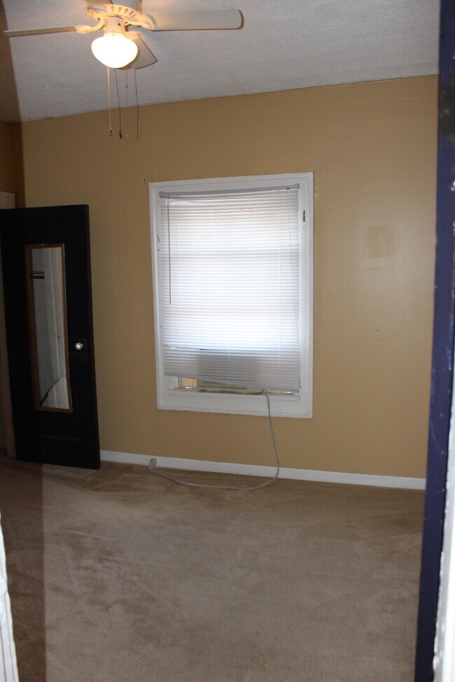 Building Photo - 2035 N Pennsylvania St