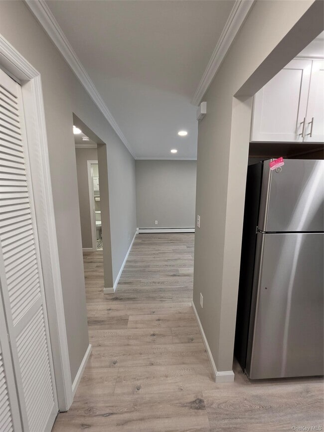 Building Photo - 2104 Cherry Hill Dr